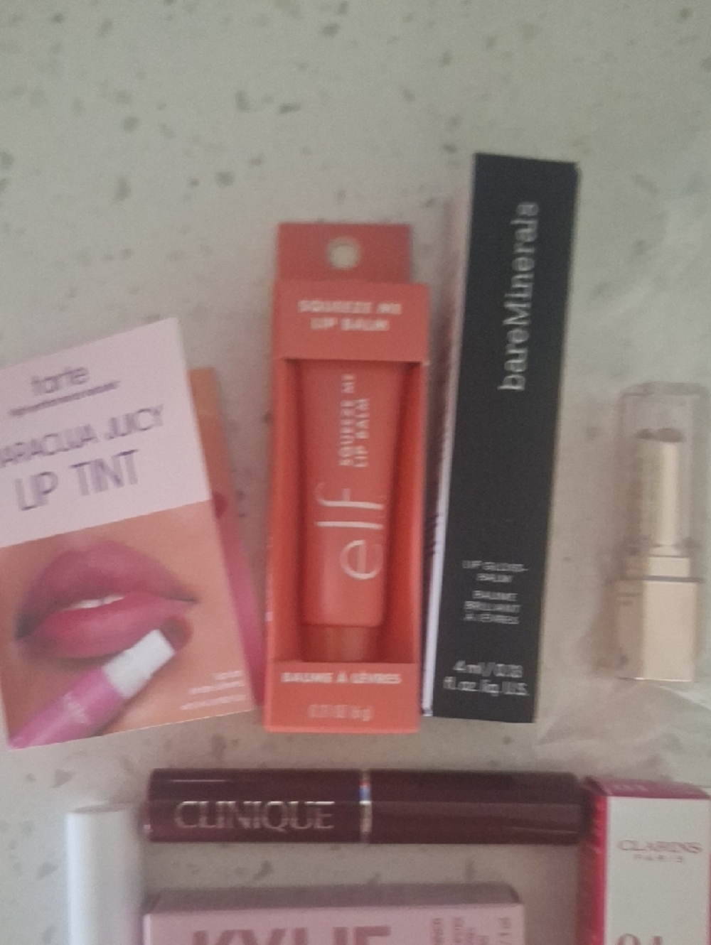 Perfect Pout Bundle - Picture 3 of 8